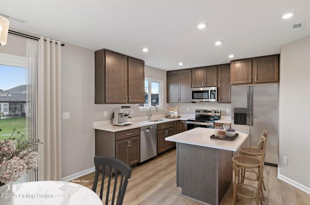 133 Sunflower Blvd, Mt Washington, KY 40047