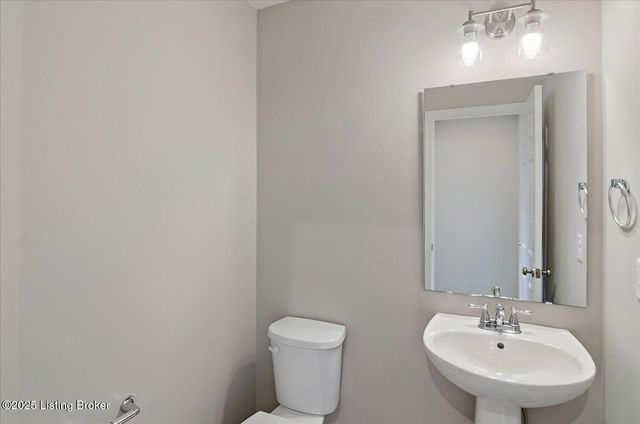 133 Sunflower Blvd, Mt Washington, KY 40047