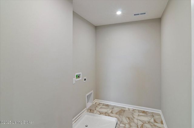 133 Sunflower Blvd, Mt Washington, KY 40047