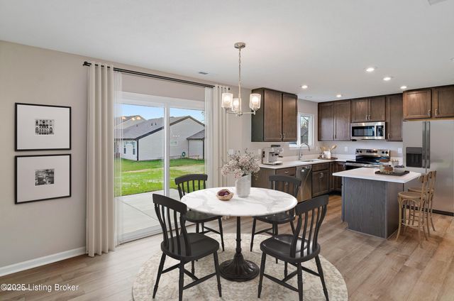 133 Sunflower Blvd, Mt Washington, KY 40047