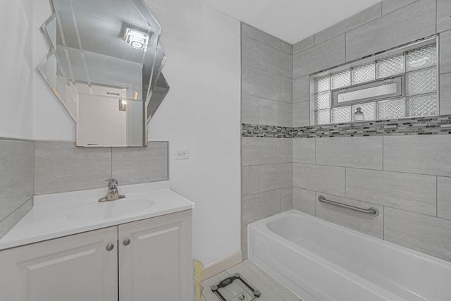 523 E 89th Place, Chicago, IL 60619