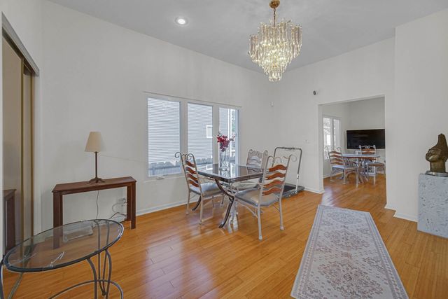 523 E 89th Place, Chicago, IL 60619