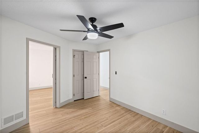1714 NW 57th Court, Kansas City, MO 64151