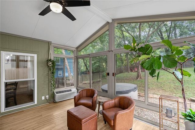 1714 NW 57th Court, Kansas City, MO 64151