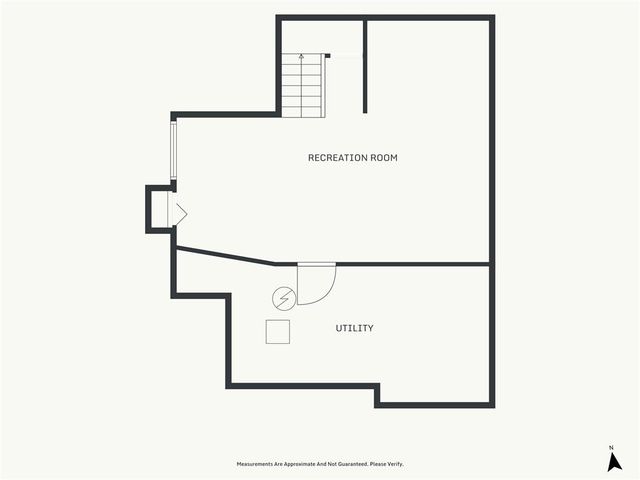 1714 NW 57th Court, Kansas City, MO 64151