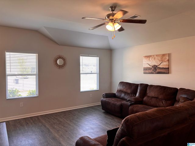 541 CAMDEN LOOP, Calera, AL 35040