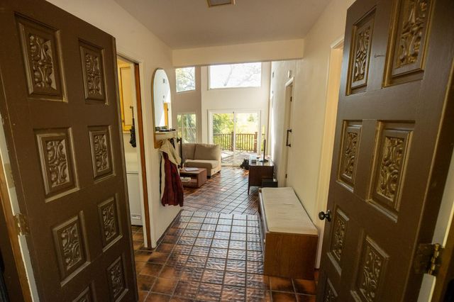 5979 Tapadero St, Angels Camp, CA 95222