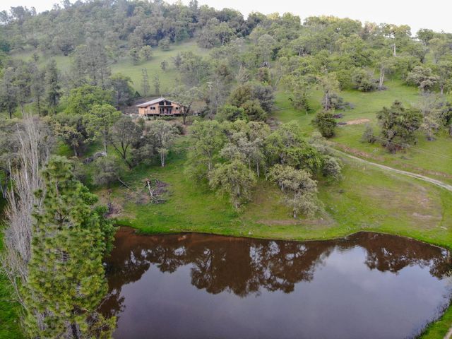 5979 Tapadero St, Angels Camp, CA 95222