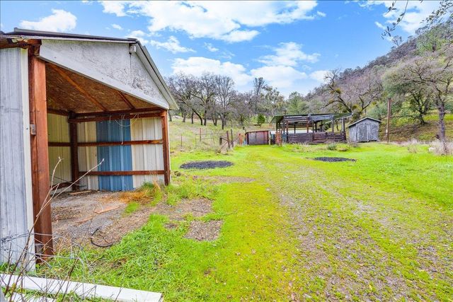 5979 Tapadero St, Angels Camp, CA 95222