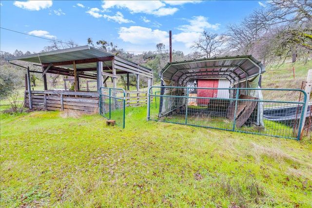 5979 Tapadero St, Angels Camp, CA 95222