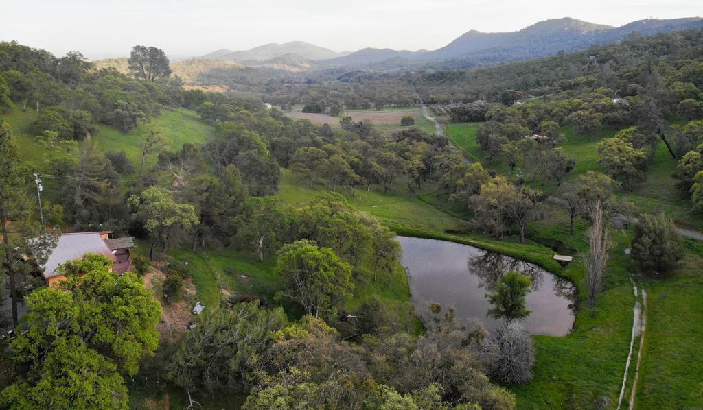 5979 Tapadero St, Angels Camp, CA 95222