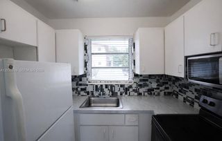 4381 W Flagler St 3, Miami, FL 33134