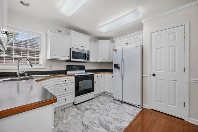 194 Orangepark Dr Drive, Orangeburg, SC 29115