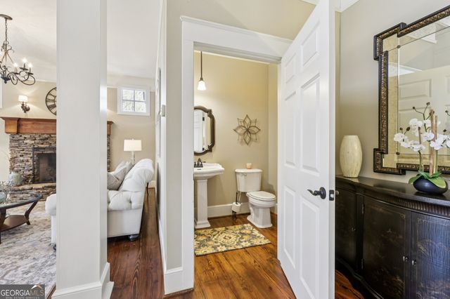 1015 Adams Road, West Point, GA 31833