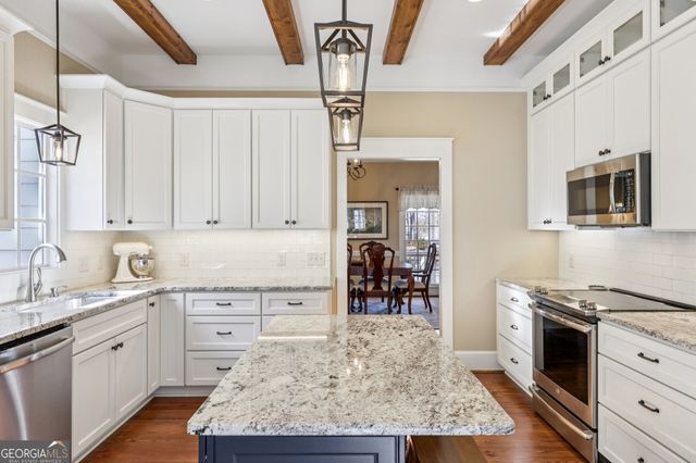 1015 Adams Road, West Point, GA 31833