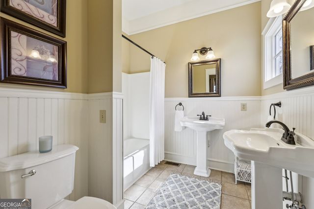 1015 Adams Road, West Point, GA 31833