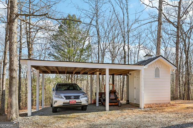 1015 Adams Road, West Point, GA 31833