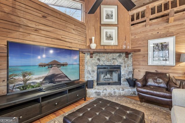 1015 Adams Road, West Point, GA 31833