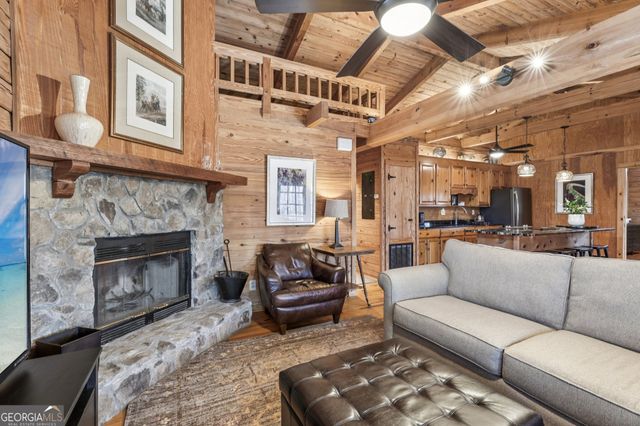 1015 Adams Road, West Point, GA 31833