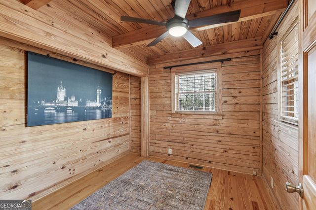 1015 Adams Road, West Point, GA 31833