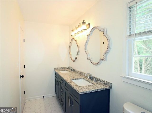 925 Davis Bend, Alpharetta, GA 30004