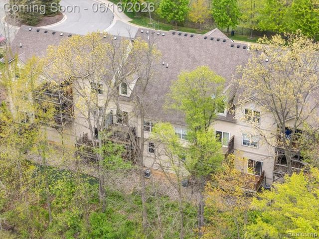 11414 Wolfort Spur, Brighton, MI 48116