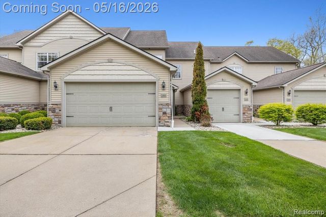 11414 Wolfort Spur, Brighton, MI 48116