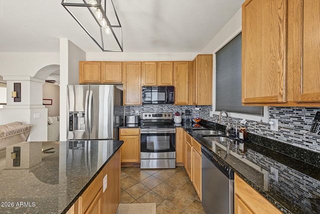 16659 N 181ST Drive, Surprise, AZ 85388