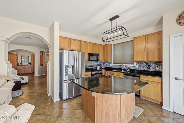 16659 N 181ST Drive, Surprise, AZ 85388