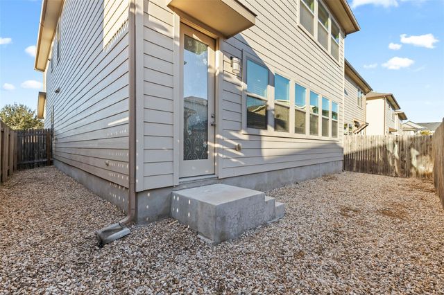 9107 Moonstone DR, Austin, TX 78729