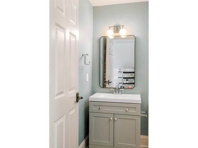 101 S Grape St, Denver, CO 80246