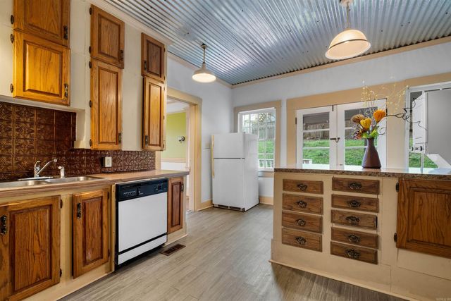 111-113 Dell, Hot Springs, AR 71901