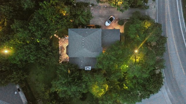 301 Hurst Creek RD, Lakeway, TX 78734
