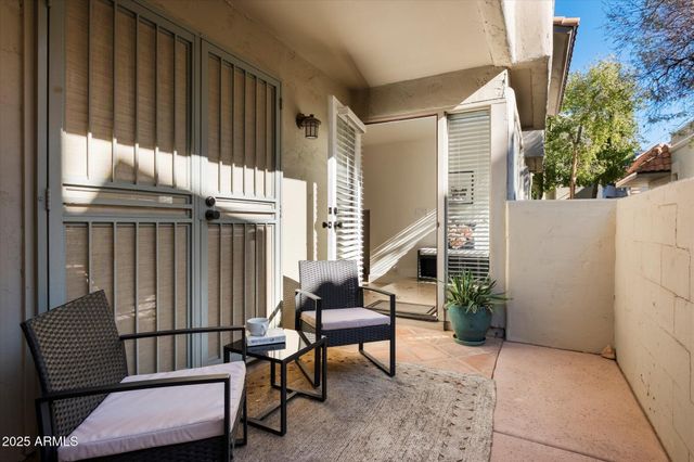 1820 E MORTEN Avenue 117, Phoenix, AZ 85020
