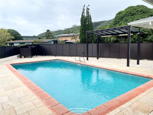 457 Halemaumau Street, Honolulu, HI 96821