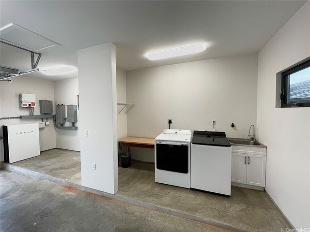 457 Halemaumau Street, Honolulu, HI 96821