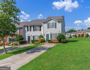1327 Hollenbeck Lane, Riverdale, GA 30296