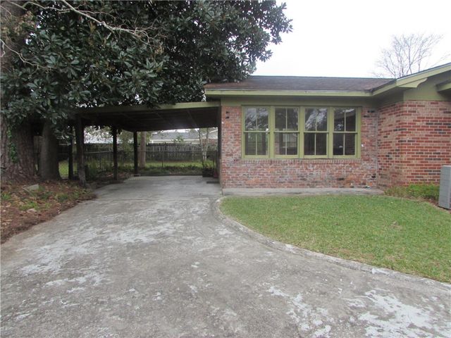 1691 Huckaby Road, Waycross, GA 31503