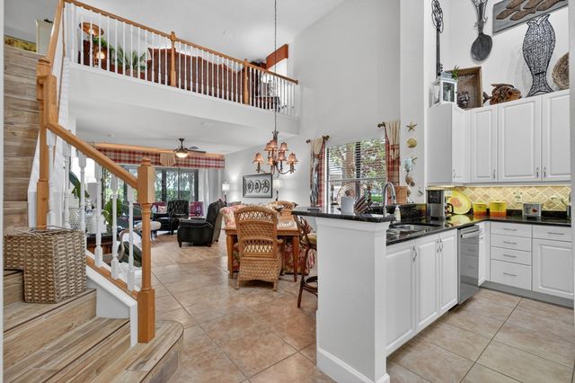 6 RIVER POINT DRIVE, Palm Coast, FL 32137