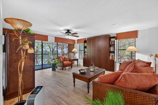 6 RIVER POINT DRIVE, Palm Coast, FL 32137