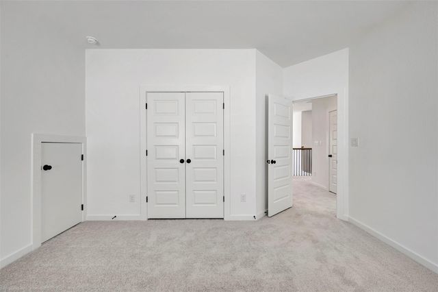 136 Bishop Wood RD, Dripping Springs, TX 78620