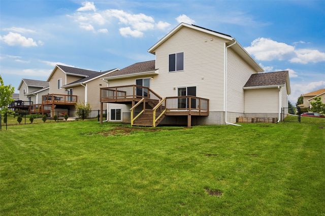 2609 Russell Drive, Iowa City, IA 52240