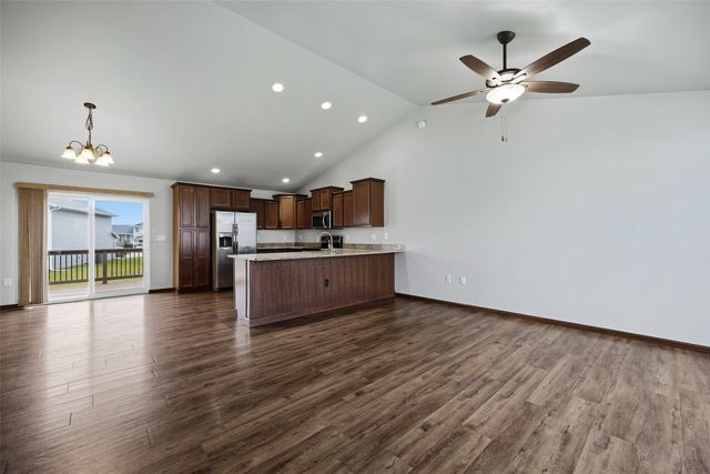 2609 Russell Drive, Iowa City, IA 52240