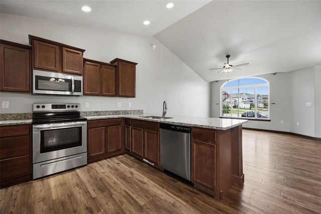 2609 Russell Drive, Iowa City, IA 52240