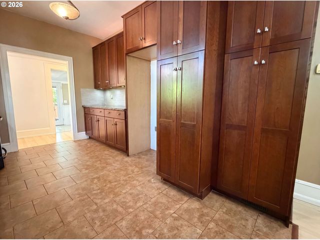 3214 Se 9TH Ave, Portland, OR 97202