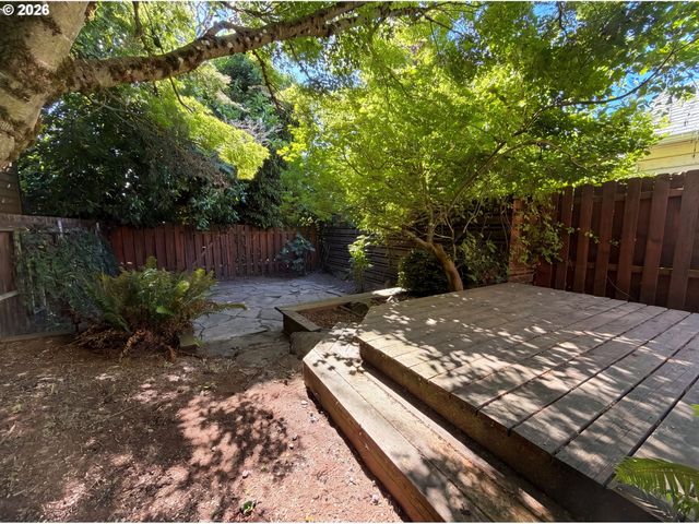3214 Se 9TH Ave, Portland, OR 97202