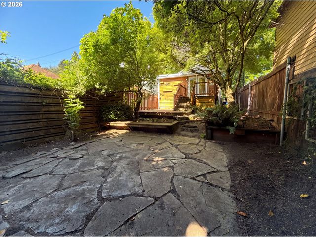 3214 Se 9TH Ave, Portland, OR 97202