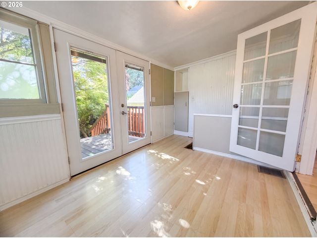 3214 Se 9TH Ave, Portland, OR 97202
