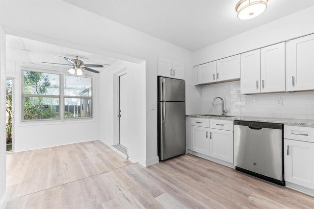 308 Stillwater Drive, Jupiter, FL 33458