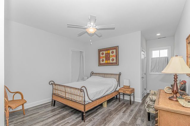 936 Shipmaster Ave., Myrtle Beach, SC 29579